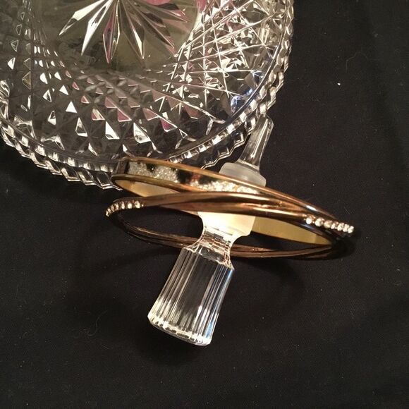 Set of 2  Bangle Bracelets - Picture 1 of 4